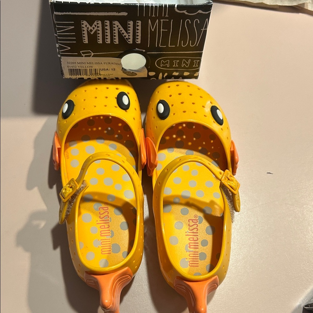 Mini Melissa Kids Orange Fish Water Shoes
